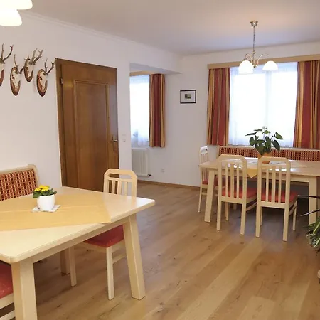 Gaestehaus Maria Trattner Hotel 3*